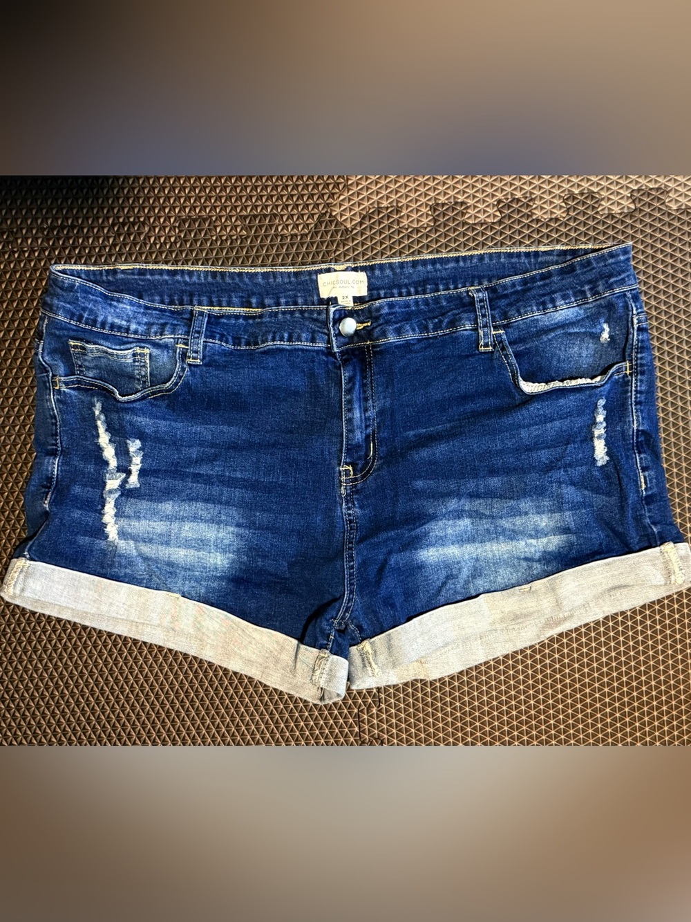 Chic Soul Blue Denim Rolled-Cuff Distressed Women’s Shorts